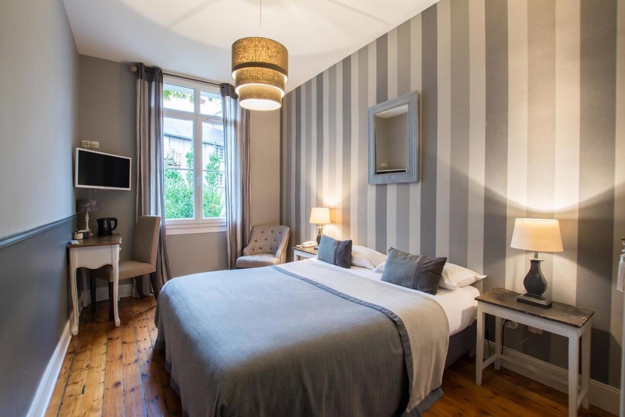 Hotel Val De Loire Тур Экстерьер фото