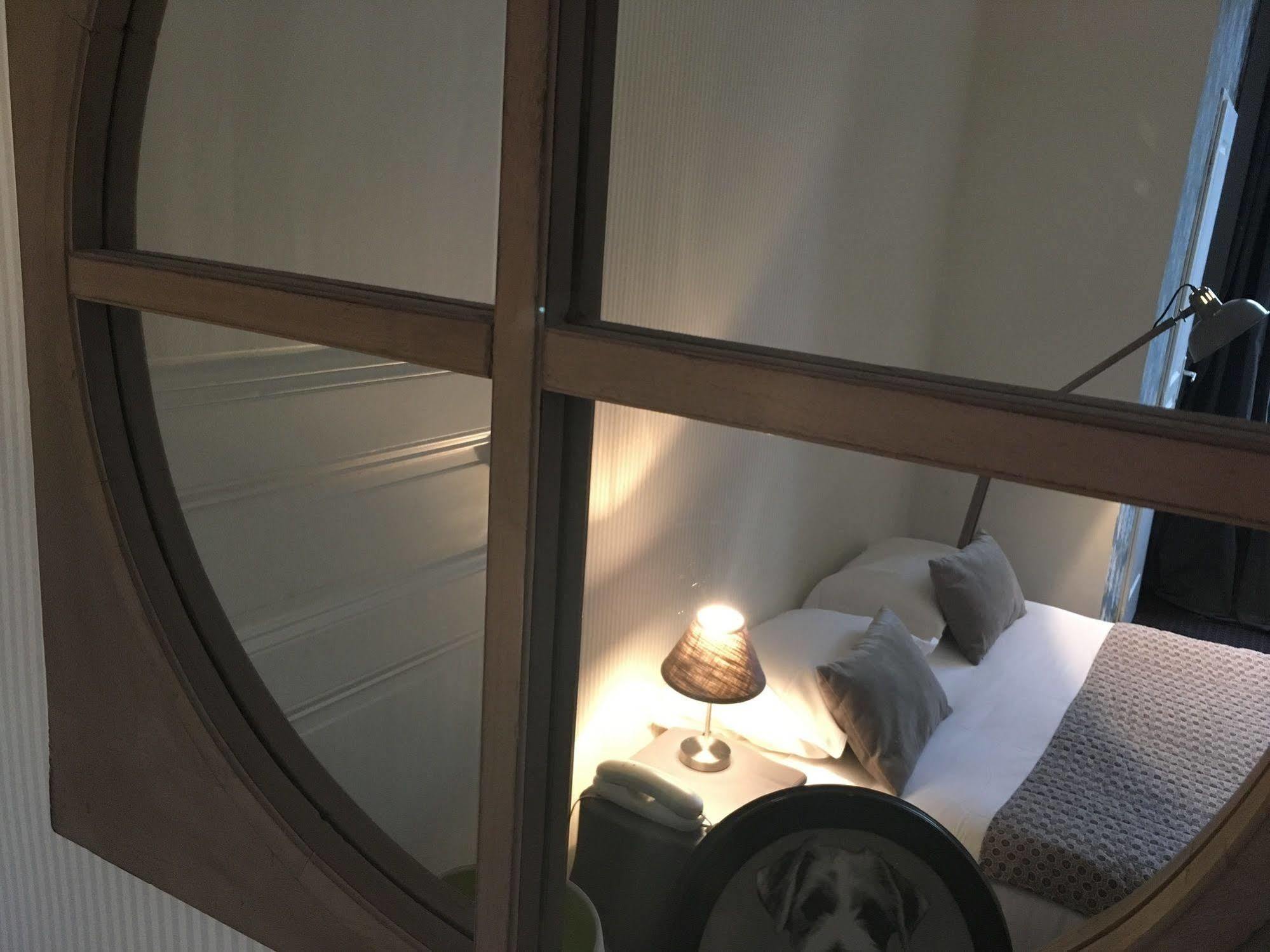 Hotel Val De Loire Тур Экстерьер фото